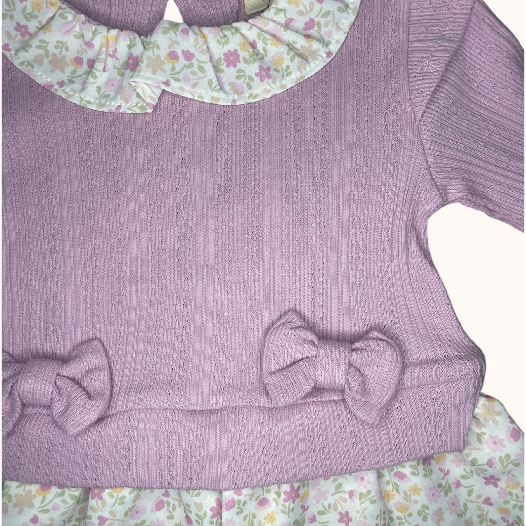 Elegant paars babymeisjes jurkje met bloemenrok