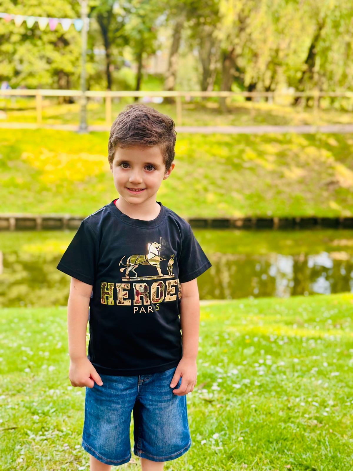Zwart Jongens T-shirt met Goudkleurige Leeuw
