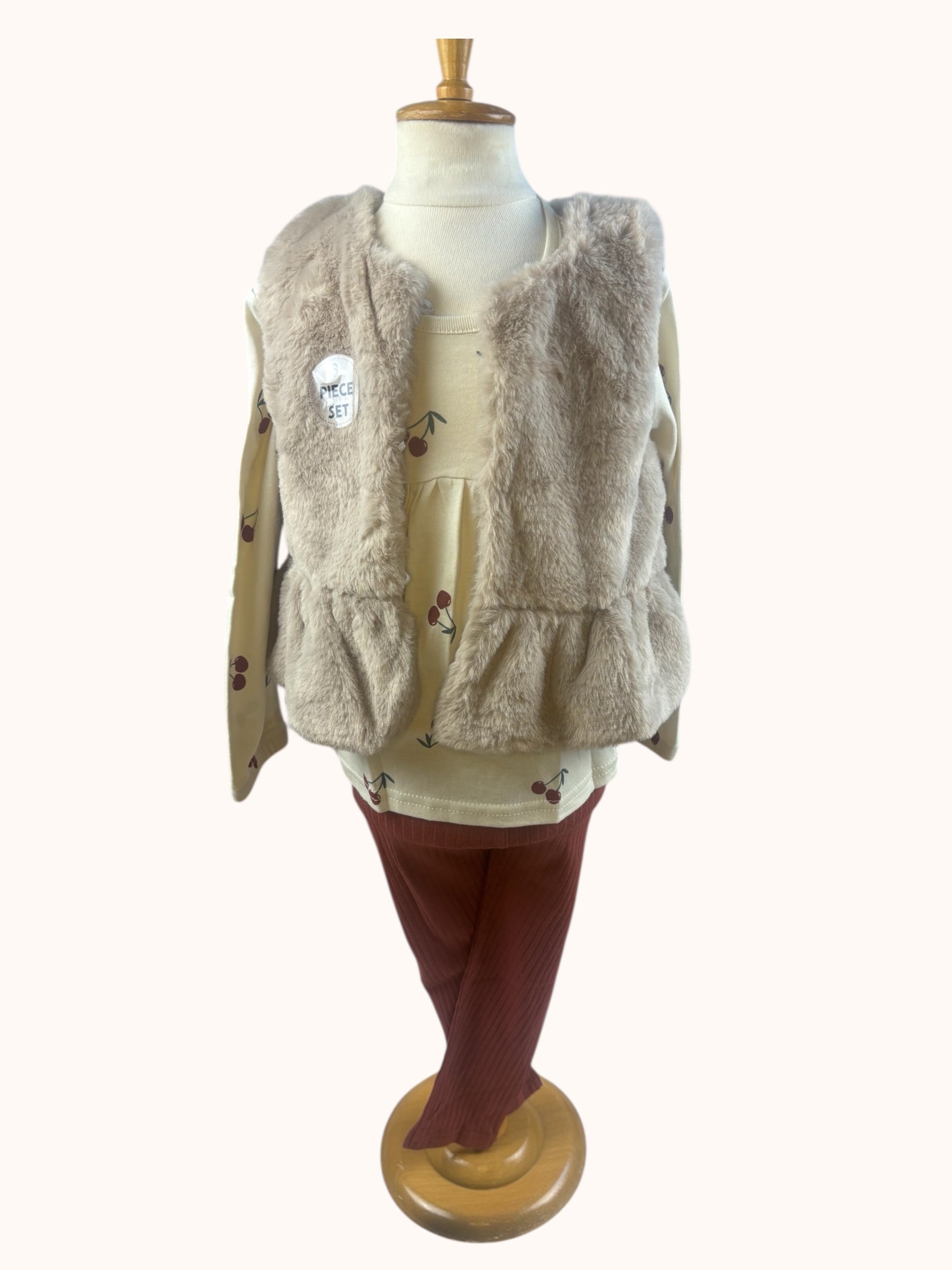 Baby meisjes set met kersenprint en faux fur gilet