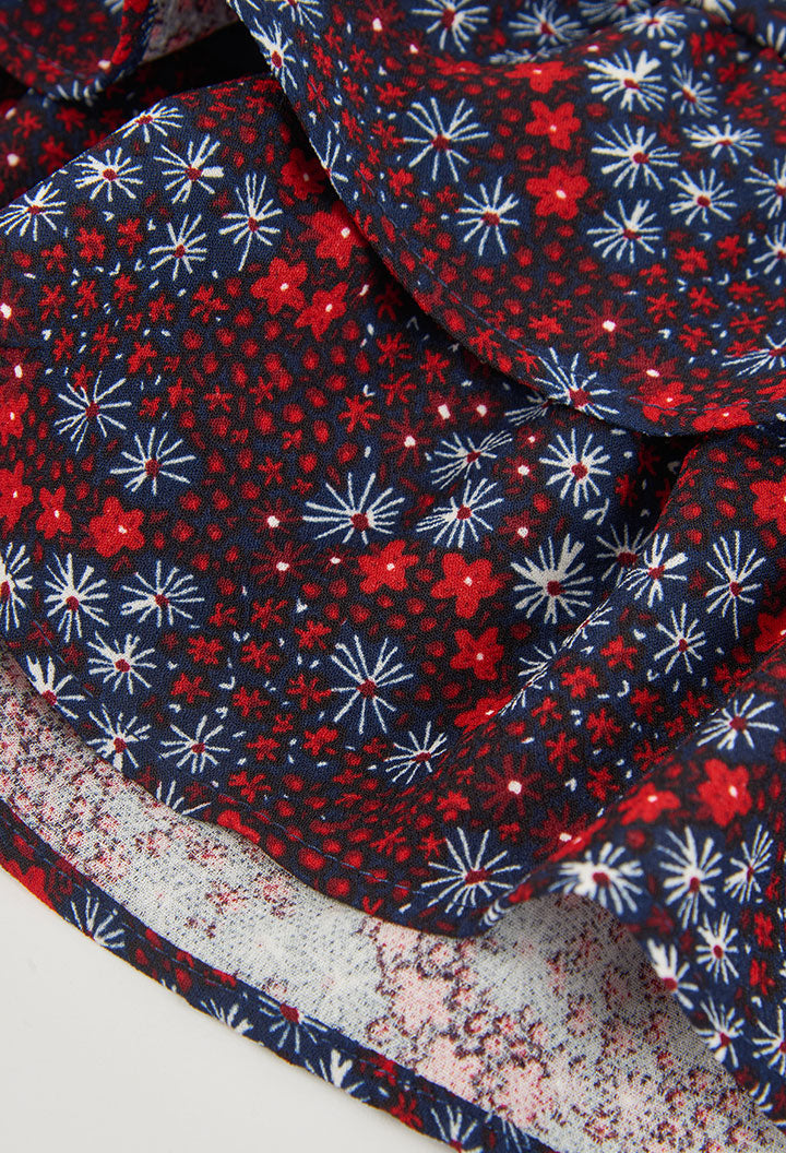detail van de rood-wit-blauwe bloemenprint op de Boboli meisjesrok