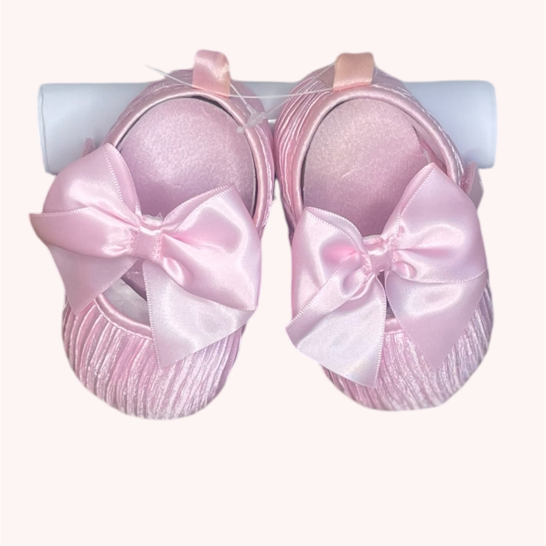 Roze Babyschoentjes met Zachte Zool en Satijnen Strik