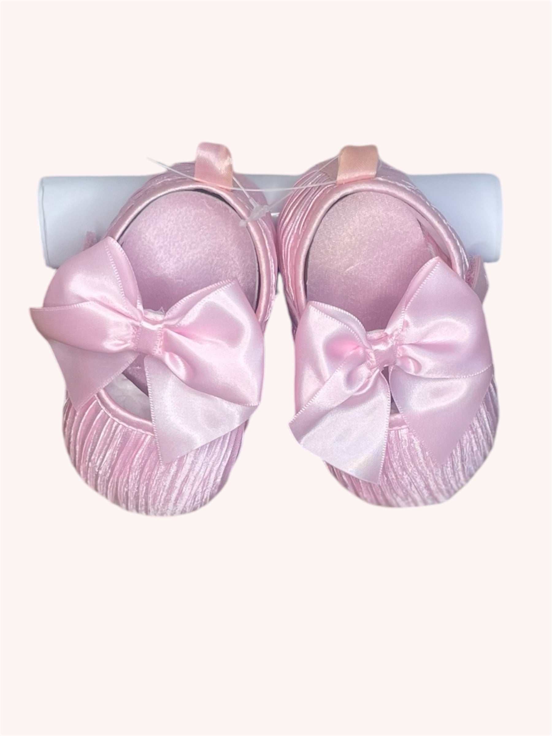 Roze Babyschoentjes met Zachte Zool en Satijnen Strik