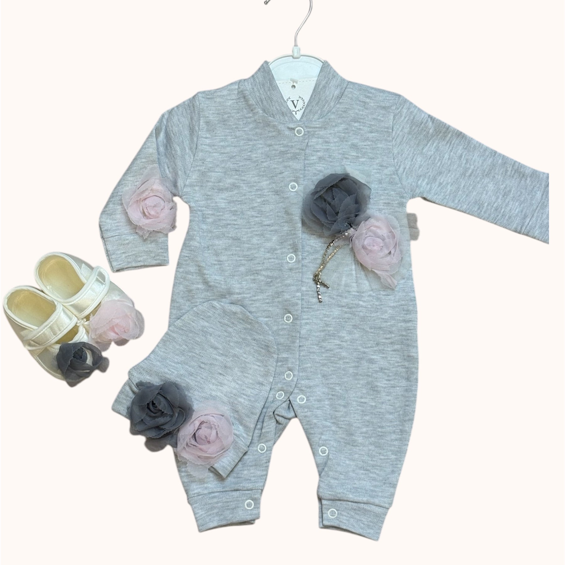 Babyset Grijs – Geboortepakje & Babyshower Cadeau