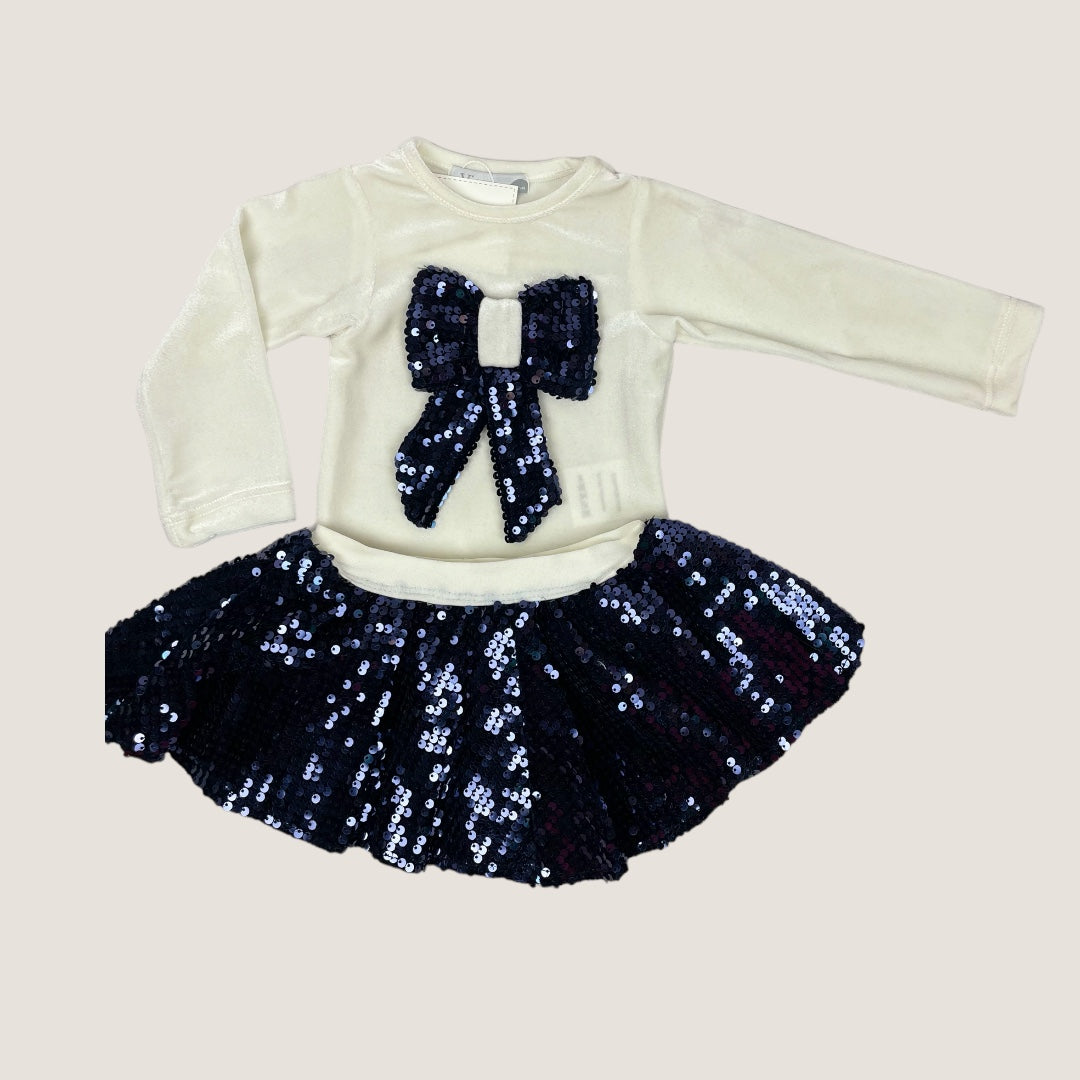 Meisjes outfit met pailletten strik en rok