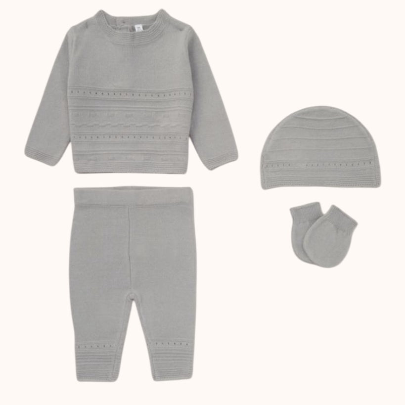 Luxe Gebreide Babyset in Zacht Grijs