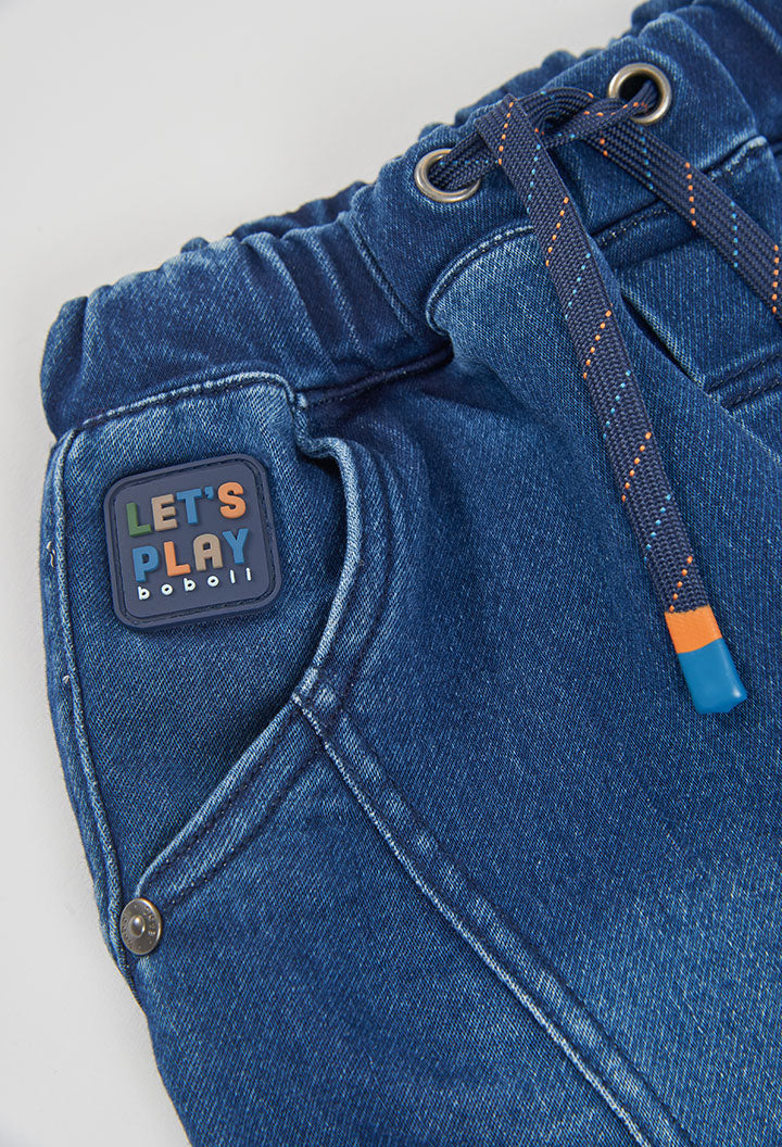 Donkerblauwe Boboli jogg jeans voor jongens achterzijde met achterzakken