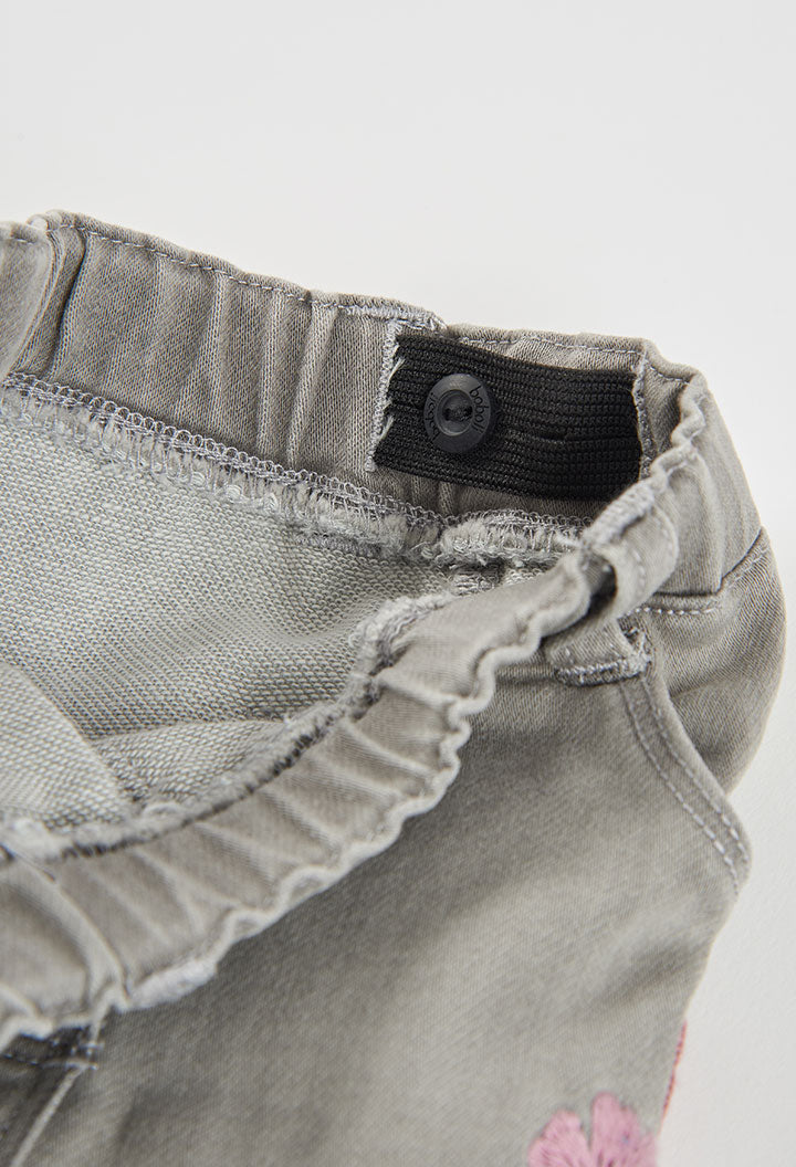 Boboli meisjesbroek met elastische taille en verstelbaar knoopje, detail