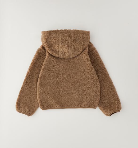 Achterzijde bruine iDO teddy jas met capuchon