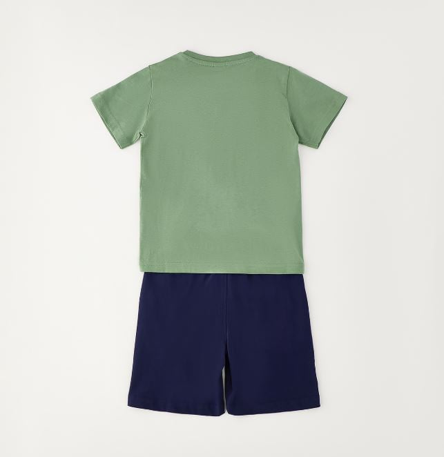 Donkerblauwe jongensshort met Less rules more fun print en trekkoord