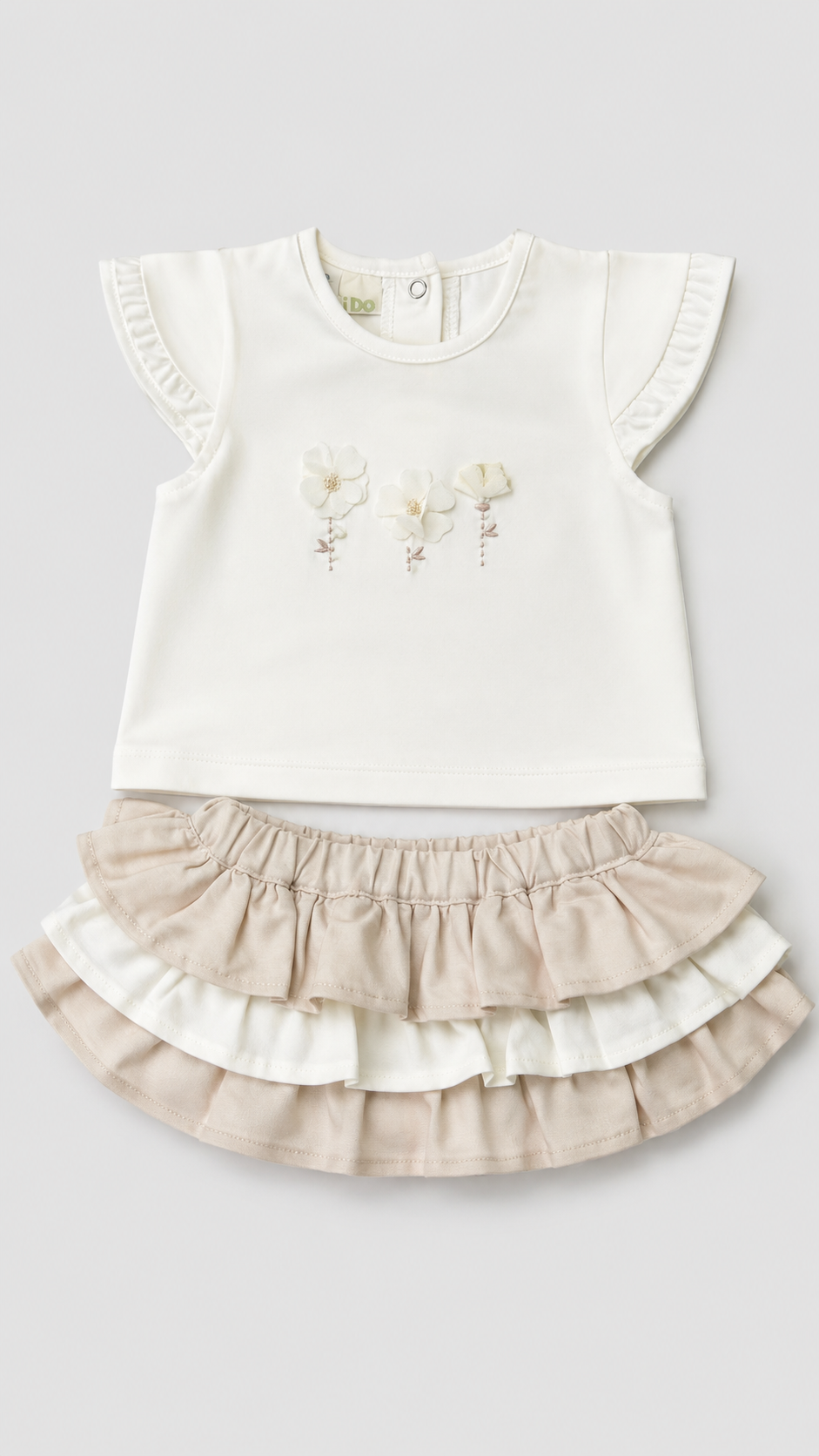 iDO baby setje crème t-shirt met vlindermouwen en champagne rokje met slipje en gelaagde ruches