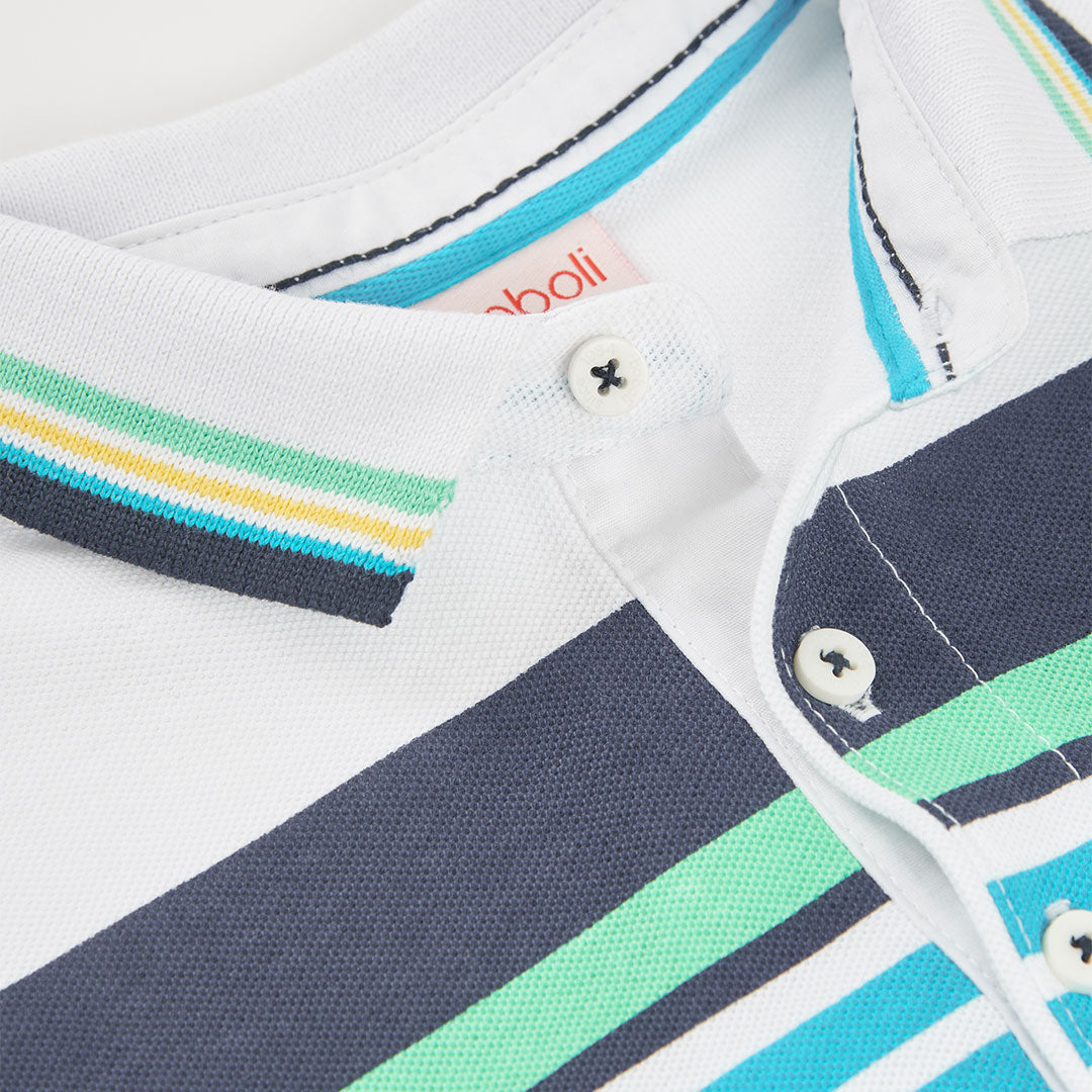 Detail polokraag Boboli met geribde streepafwerking en knopenlijst