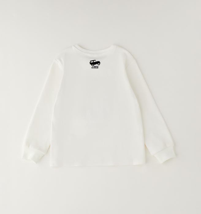 Achterzijde gebroken wit iDO jongens longsleeve met off-road autoprint