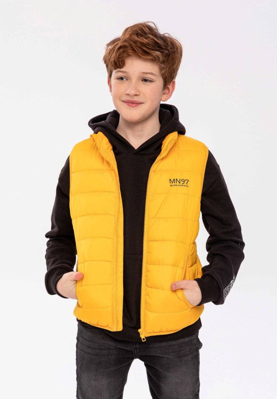 Gele bodywarmer voor jongens met rits en hoge kraag